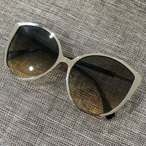 Fendi sunglasses, never been worn.